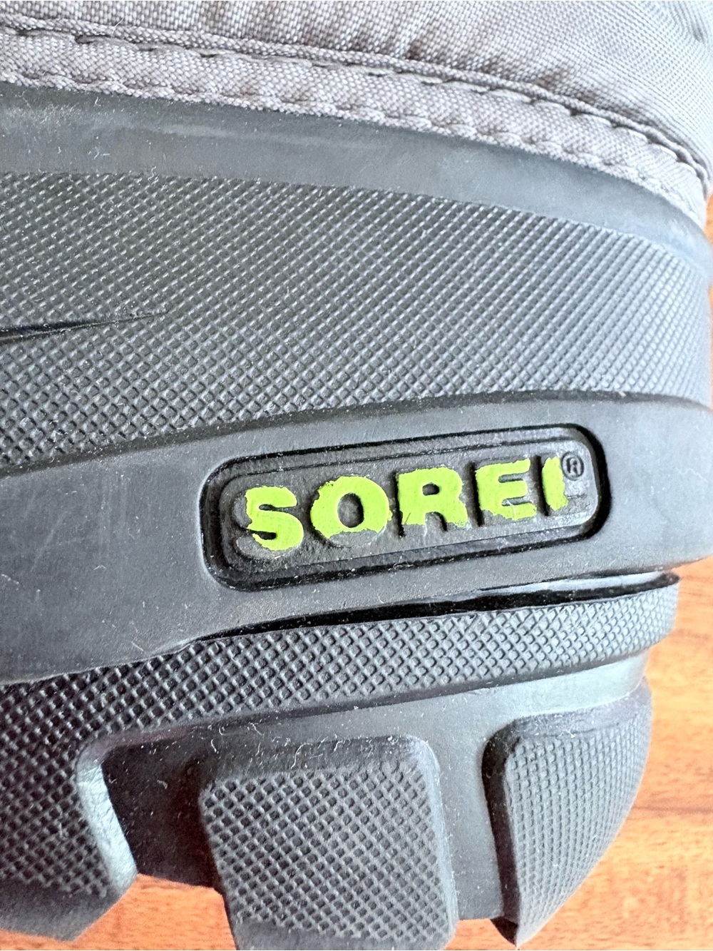 SOREL Kids Winter Snow Boots Size 13 Lined Gray & Green Shoes - Picture 4 of 10